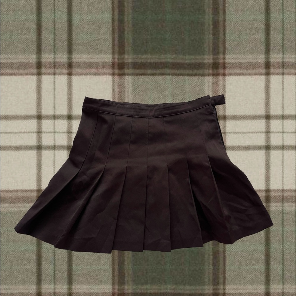 Dark chocolate pleated mini skirt
